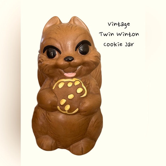 Vintage 1960 Twin Winton California Cookie Jar - Picture 1 of 9